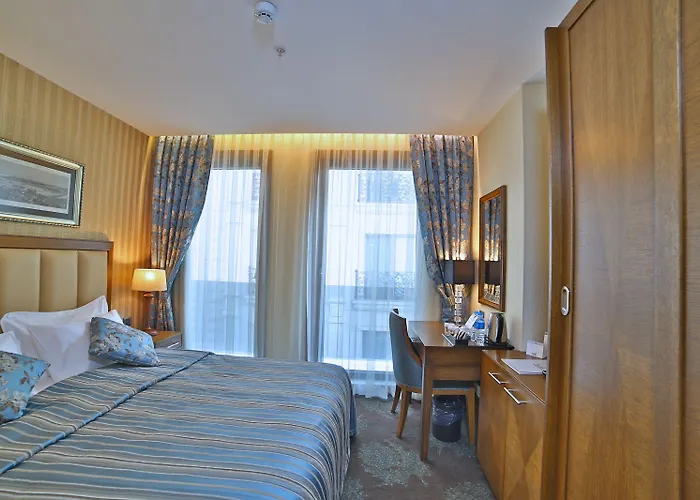 Adelmar Hotel Istanbul Sisli Отель 4*