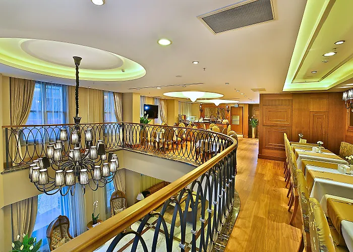 Отель Adelmar Hotel Istanbul Sisli 4*