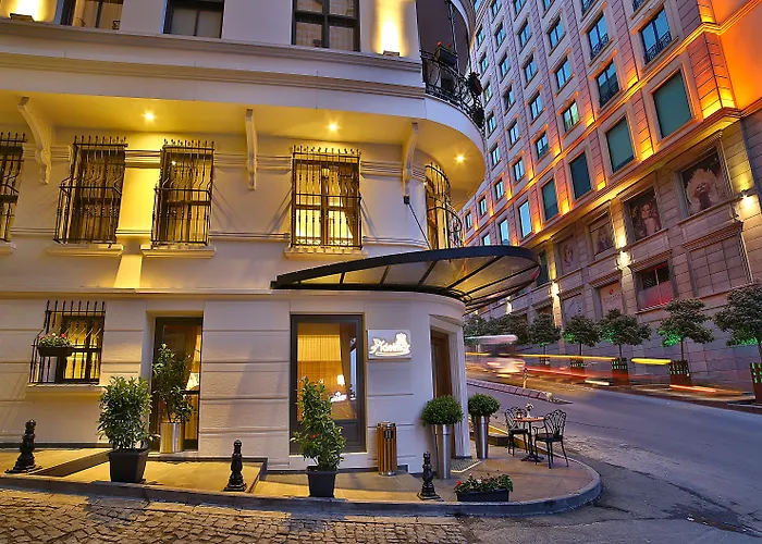 Adelmar Hotel Istanbul Sisli Отель 4*