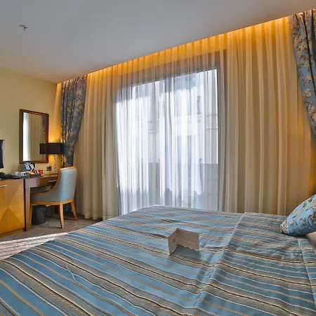 Szálloda Adelmar Sisli 4*